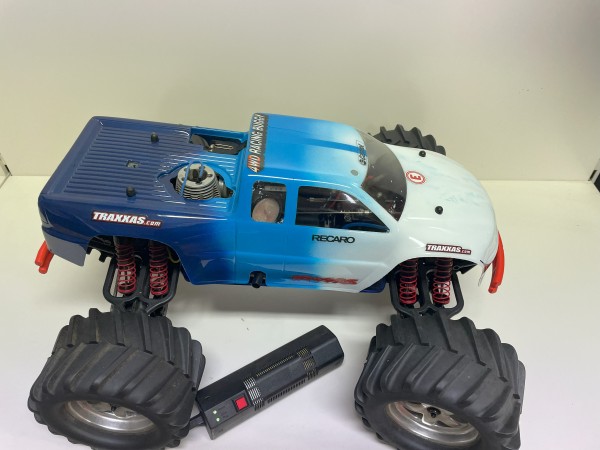 Traxxas 1:10 Verbrenner T-Maxx schwarz RTR Vorführfahrzeug