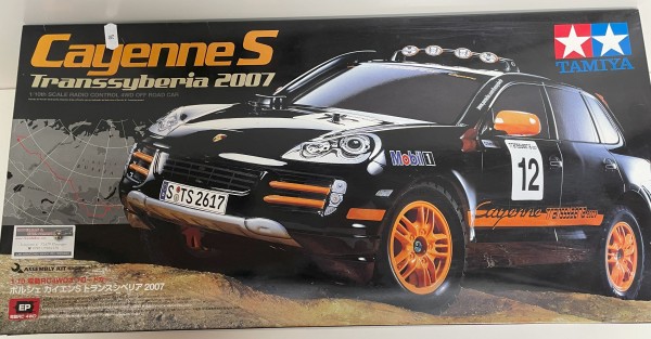 TAMIYA Porsche Cayenne S Transsyberia 2007 DF-01 Chassis Fahrfertig aufgebaut