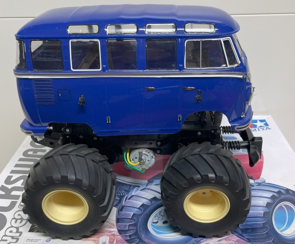 1:12 RC VW T1 Bus Wheelie WR02 Tamiya verbauter Bausatz